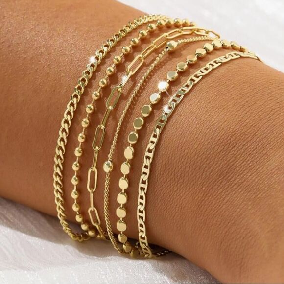 Jewelry - NEW 14k Gold Plated 6 Pcs gold bracelets Elegant Set